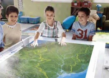 What Would a Truly Global Education System Look Like?