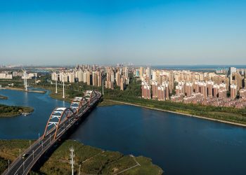 Can Asia Pacific Achieve a Balance Between Economic Growth and Sustainability?